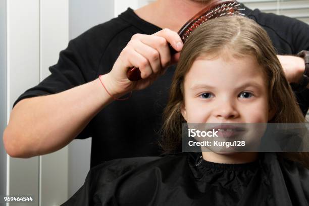 Child Girl Do Hair Haircut She Smiles Stock Photo - Download Image Now -  Adult, Animal Brush, Barber Shop - iStock