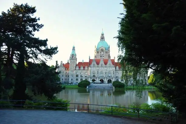 New town hall in Hanover behind the Maschteich