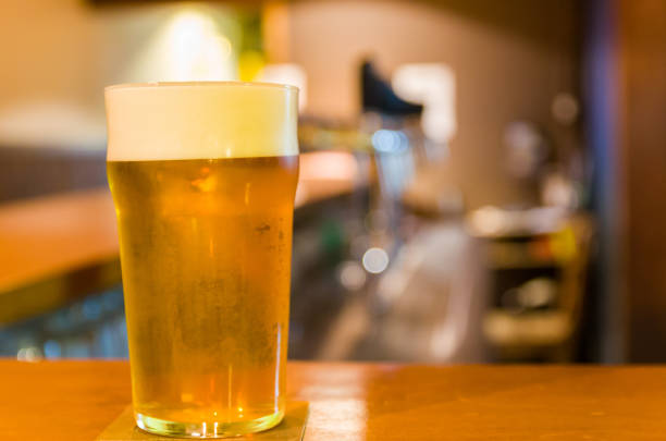 istock Glass pint of beer 969583804