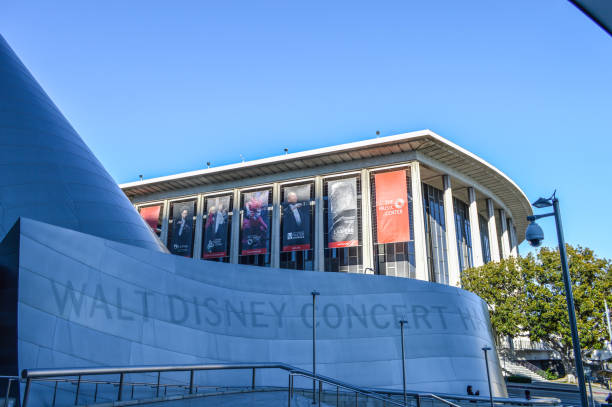 dorothy chandler pavilion music hall - dorothy fotografías e imágenes de stock