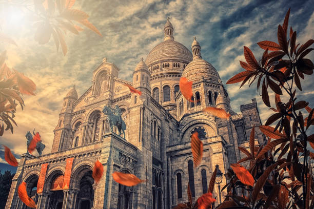 istock Sacred heart in Paris 969714454
