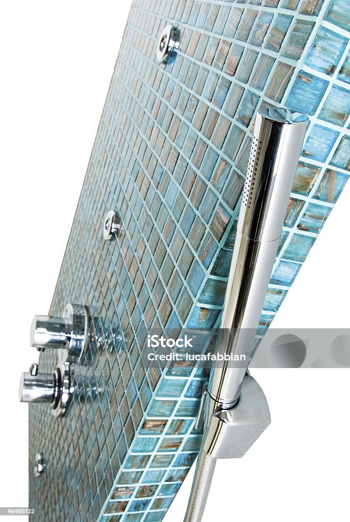 Moderno chuveiro em azulejo - Foto de stock de Azul royalty-free