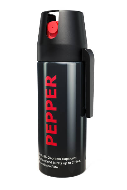 pepper spray, aislado en fondo blanco de procesamiento 3d - pulverizador de pimienta fotografías e imágenes de stock