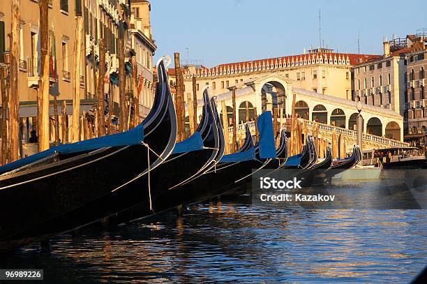 Ponte De Rialto E Canale Grande Em Veneza - Fotografias de stock e mais imagens de Antigo - Antigo, Ao Ar Livre, Arcaico