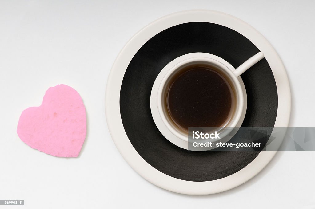 Espresso und rosa Herz-Keks - Lizenzfrei Braun Stock-Foto
