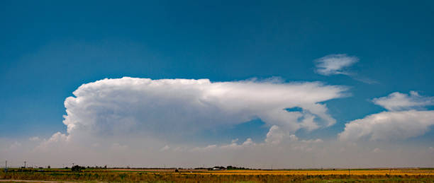 istock Cloud Panorama Near Garden City Kansas 969991412