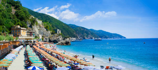istock Monterosso beach in Cinque Terre 970063802