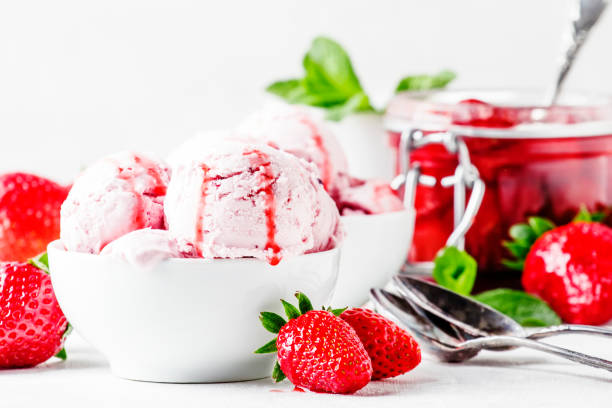 istock Strawberry ice cream with jam topping 970063812