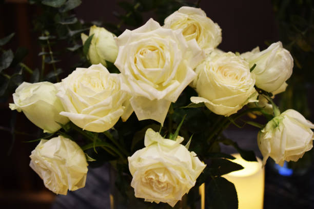 istock roses flower bouquet 970157384