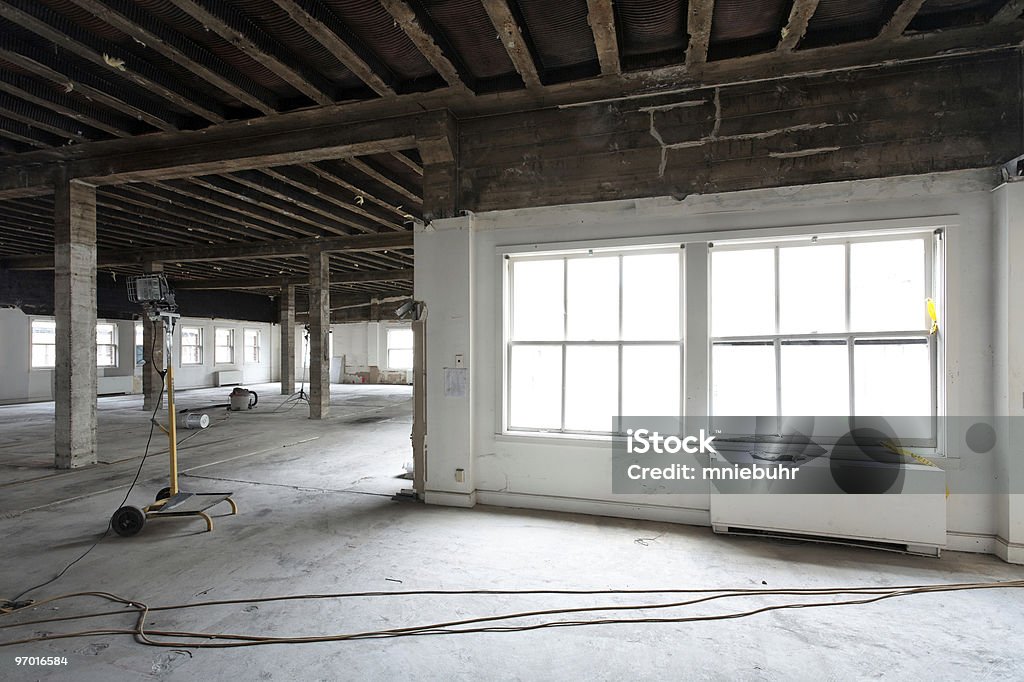 Comercial processo de remodelação de interiores em - Foto de stock de Negócios royalty-free