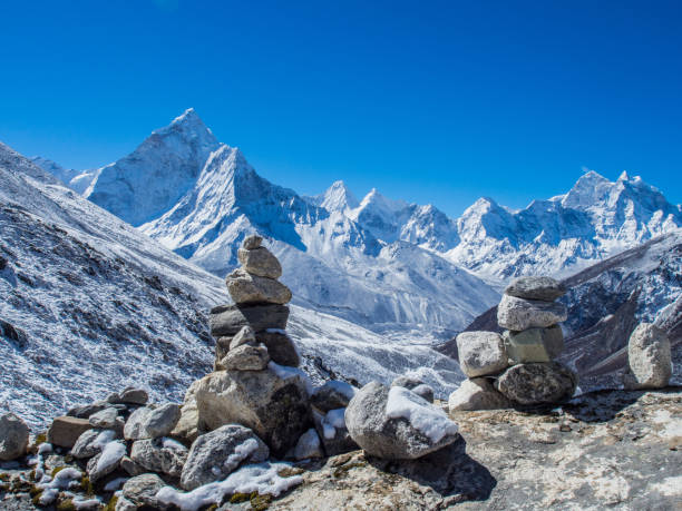 istock Himalaya mountain views on route to Everest Base Camp 970227948