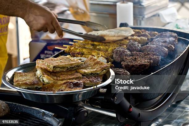 Foto de Comida Mediterrânea e mais fotos de stock de Assado - Assado, Carne, Carne de Vaca