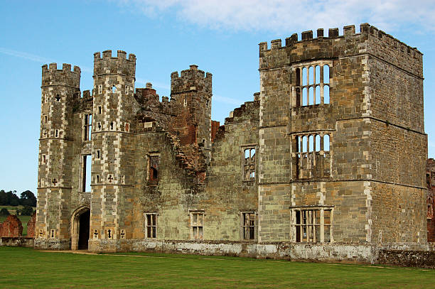 istock Cowdray Ruins, West Sussex 97049069