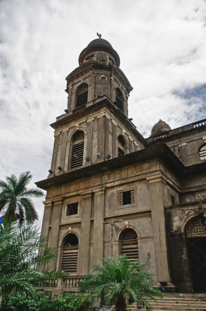 istock Old Cathedral in Managua´s Ruins 970506986