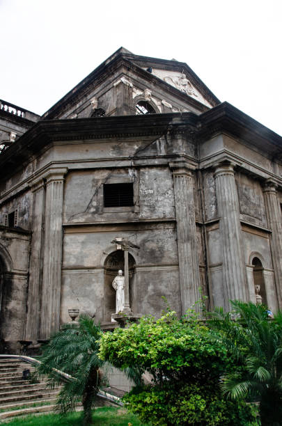 istock Old Cathedral in Managua´s Ruins 970506988