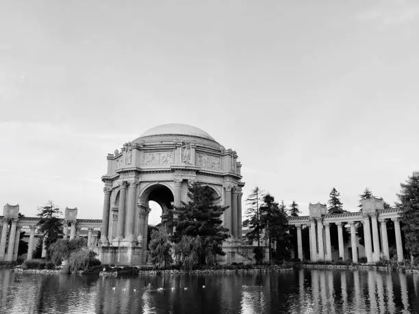 The Palace of Fine Arts is one of the landmarks in San Francisco. It is located in the city but very quiet.