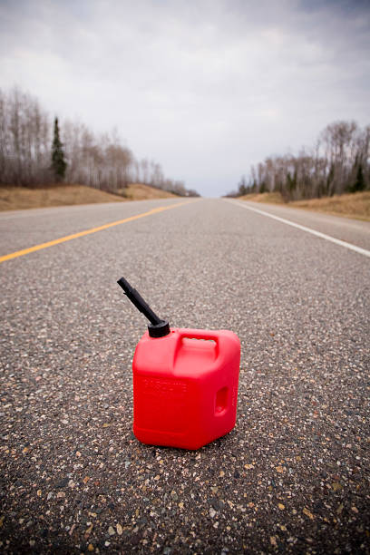 Récipient de gaz sur la route - Photo