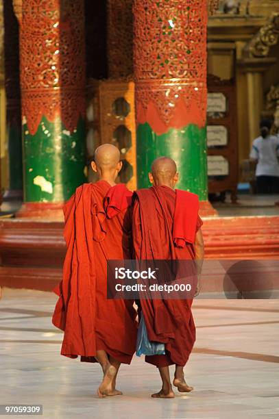 Myanmarbirmâniamonges Budistas - Fotografias de stock e mais imagens de Ao Ar Livre - Ao Ar Livre, Bagan, Budismo