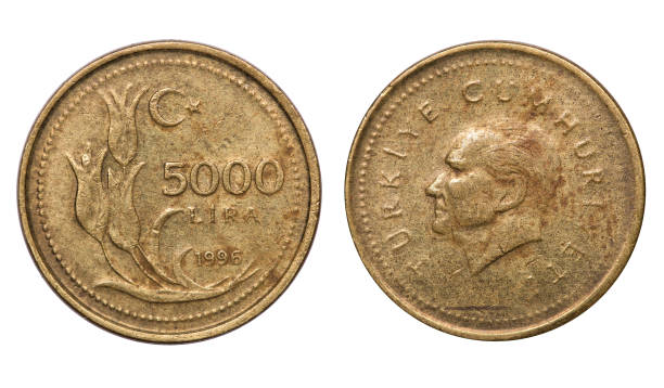 istock Coin 5 000 lira. Turkey 970650320