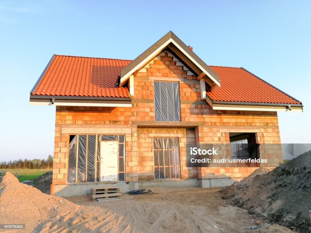 Foto de Casa Moderna Em Construção Conceito De Construir Sua Casa De