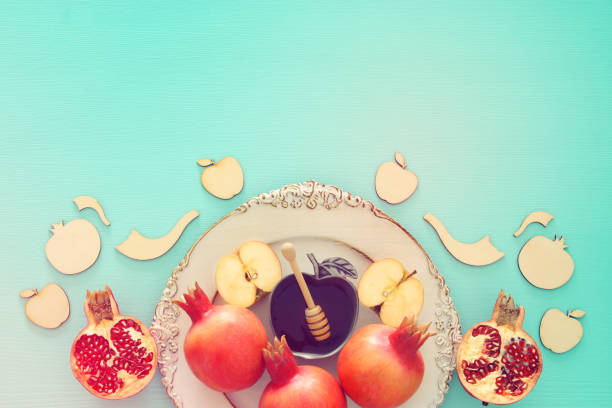 istock Rosh hashanah (jewish New Year holiday) concept. Traditional symbols. 970796294