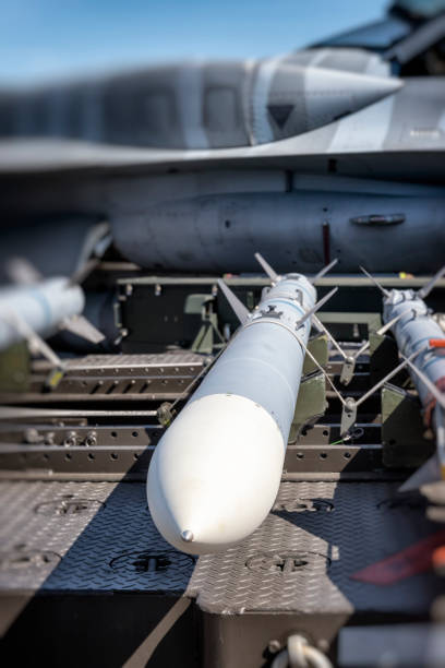 US air-to-air missiles used by fighter plane  F-16