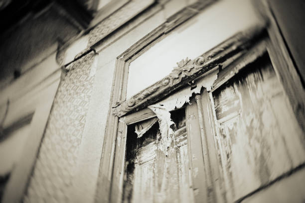 istock A ruin in Porto 970920132
