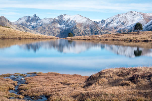 istock Autumn in Lake Querol, El Tarter, Canillo, Andorra. 970947520