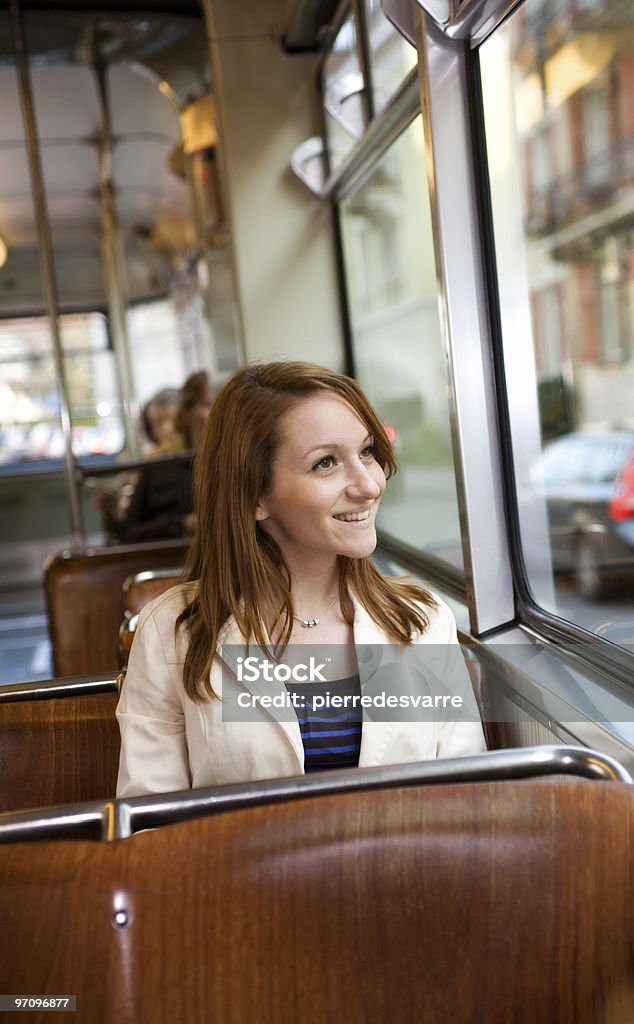 Woman Tramride お楽しみいただけます。 - 1人のロイヤリティフリーストックフォト