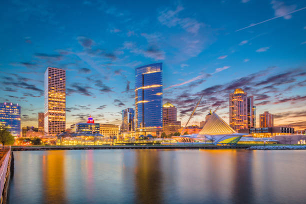 istock Milwaukee, Wisconsin, USA Skyline 970974346