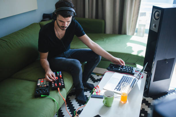 istock Creative Music Producer At Home 971004936