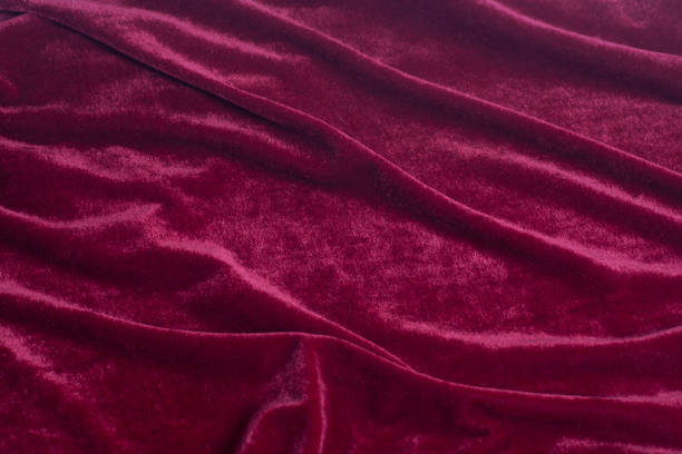 texture de fond tissu velours rouge - velours photos et images de collection