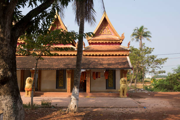 istock Beautiful city temple along a calm water front 971053190