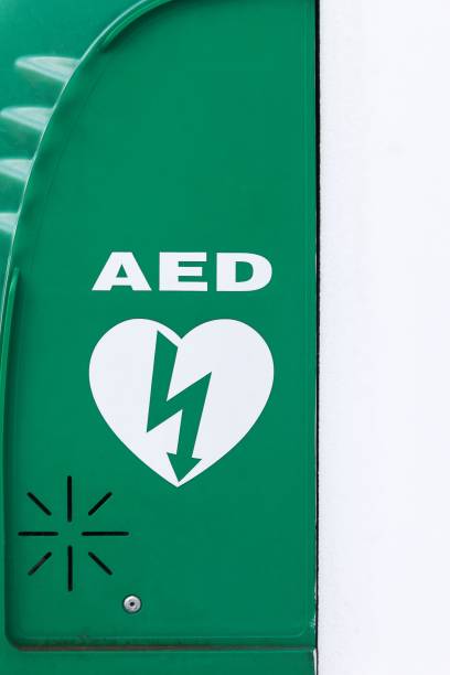 istock AED, Automated External Defibrillator sign 971143468