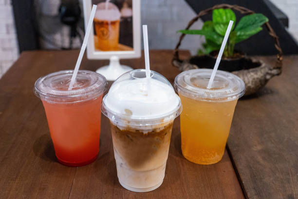 istock Iced coffee and juice in coffee shop 971283534