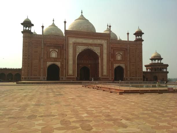 istock taj mahal tomb 971293008