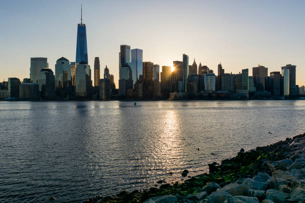 istock Manhattan Sunrise 11 971335420
