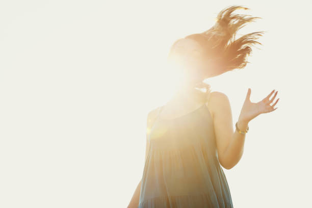 istock Dancing in sunligh 971363184