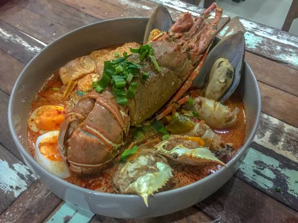 homard tom yam - thailand thai cuisine prawn tom yum soup photos et images de collection