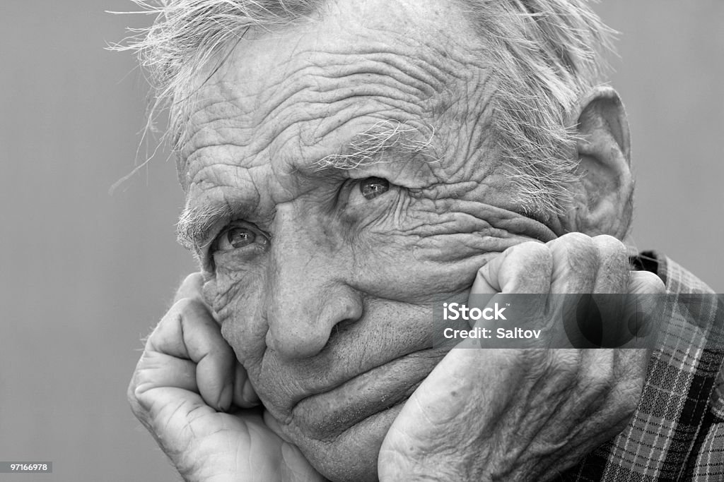 Uomo anziano - Foto stock royalty-free di Accudire