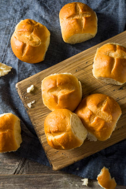 istock Sweet Homemade Dinner Rolls 971683136