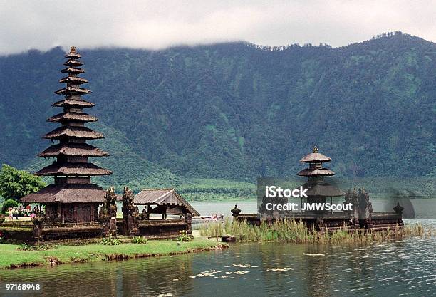 Photo libre de droit de Temple Balinais Eau banque d'images et plus d'images libres de droit de Bali - Bali, Cirque montagneux, Culture asiatique du sud-est