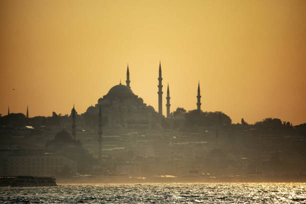 istock Sunset Suleymaniye Mosque 971762868