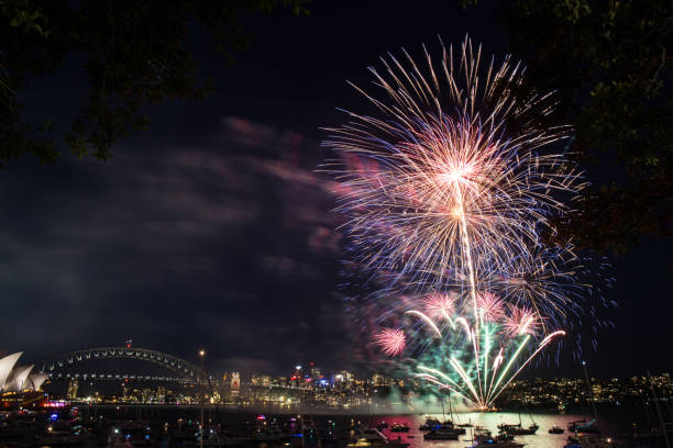 istock Sydney New Year's Eve Fireworks 971922126
