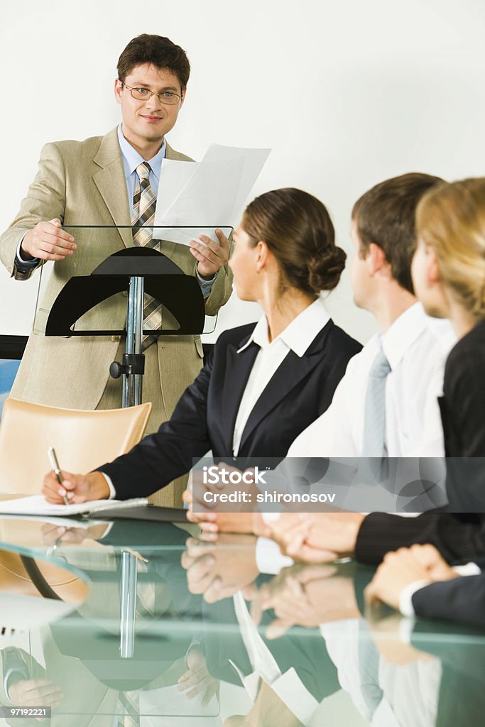 Aufmerksamkeit der Kollegen - Lizenzfrei Arbeiten Stock-Foto