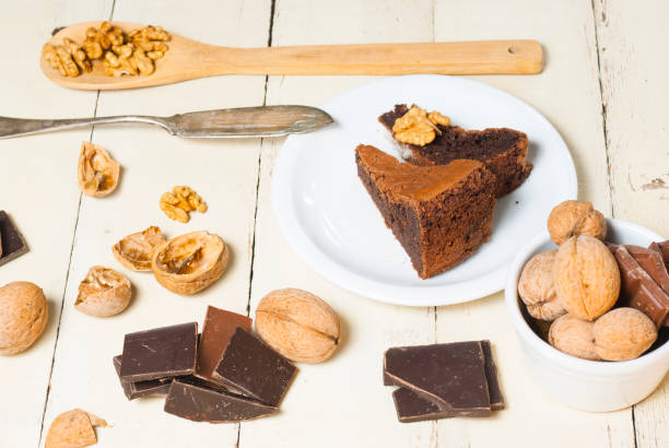 istock Nut tart arrangement 971924626