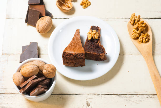 istock Nut tart arrangement 971924746