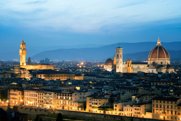 istock Florence Cathedral at Night in Florence - Italy 971955558