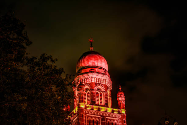 istock A misty evening in mumbai 972004444