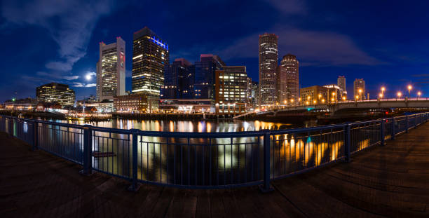 istock Boston Sunrise Pano 3 972019872